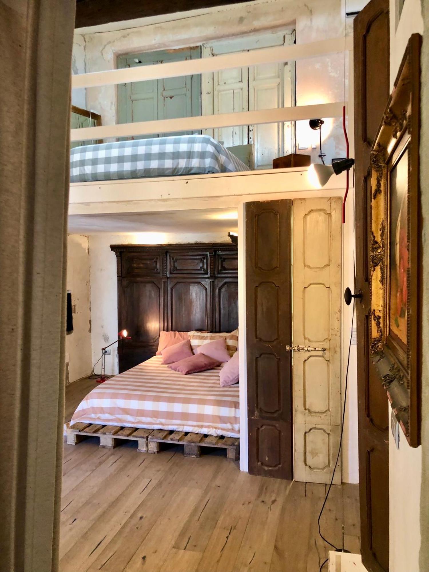 Charming And Design Attic Loft Central Milan In Coolest Area Navigli Ticinese Exteriör bild